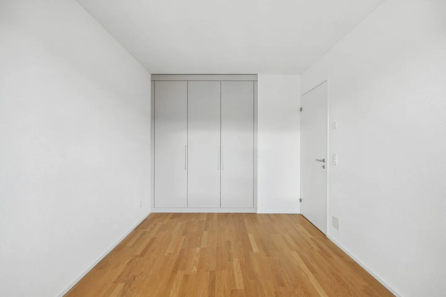 Vie moderne dans le centre-ville - Photo 7 sur 11