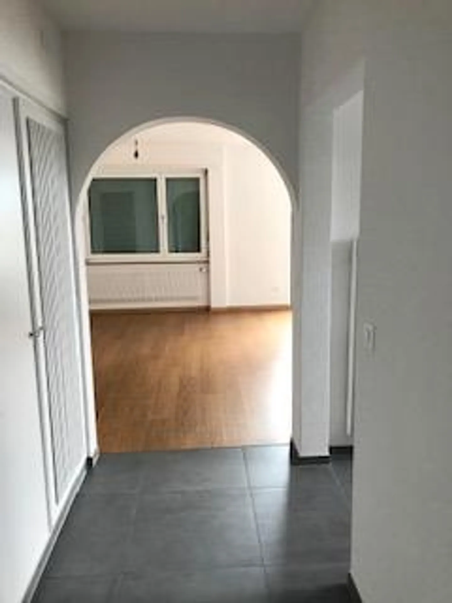 Renovierte Wohnung in Hünibach - Foto 7 von 7