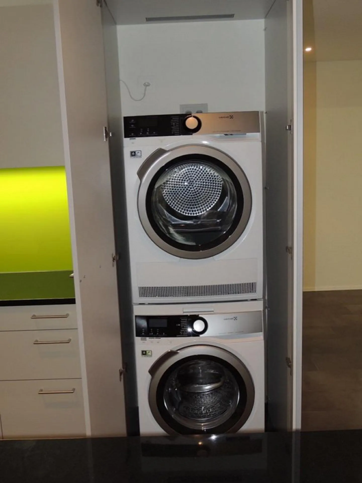 Appartamento per coppia o single con grande patio - Foto 3 di 14