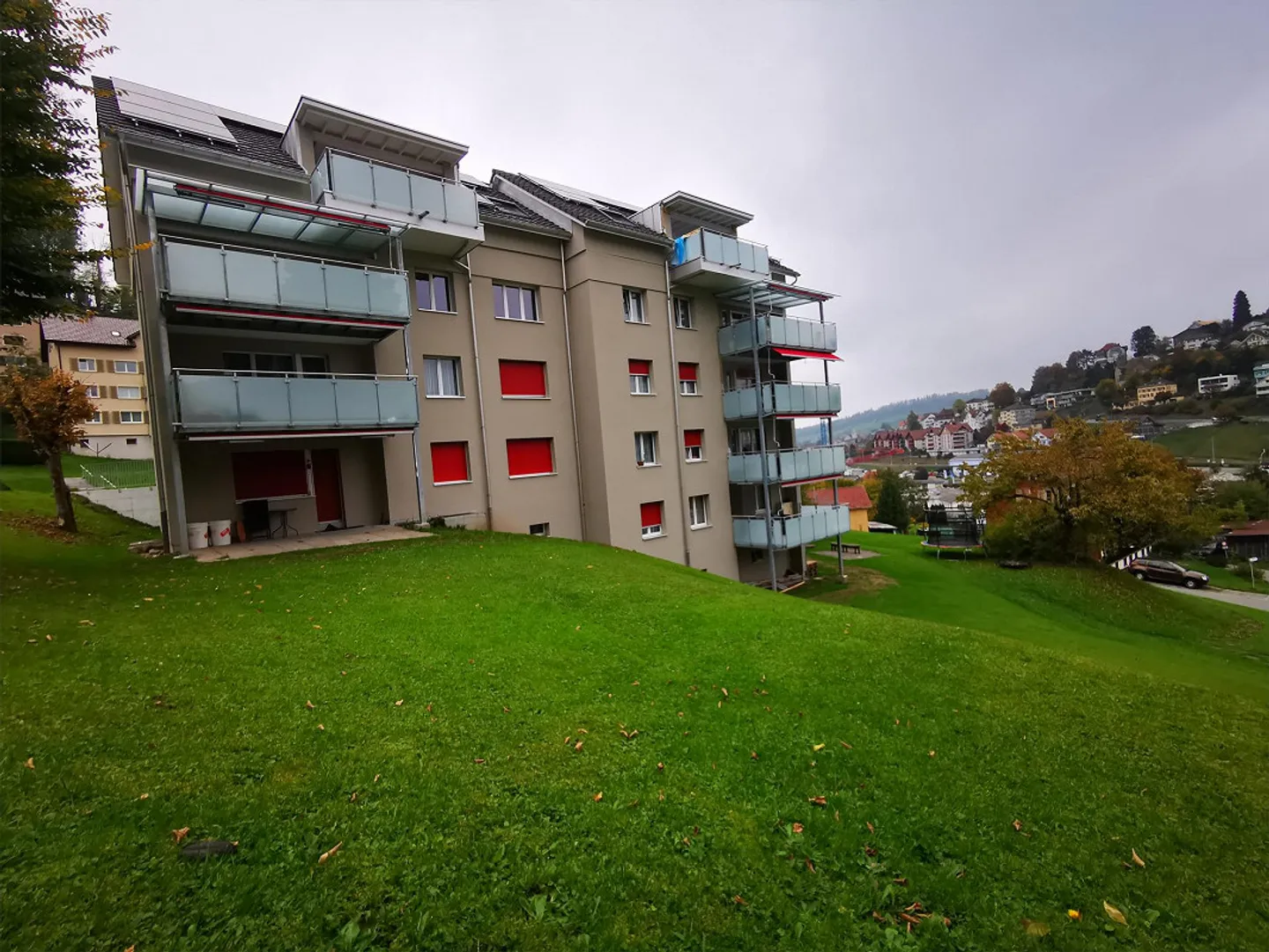 Charming 3.5-room attic apartment with balcony - Photo 1 of 6