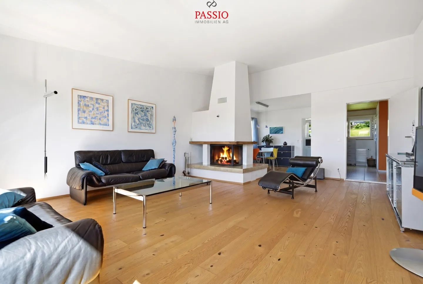 Charming Family Home with Garden - Photo 4 of 45