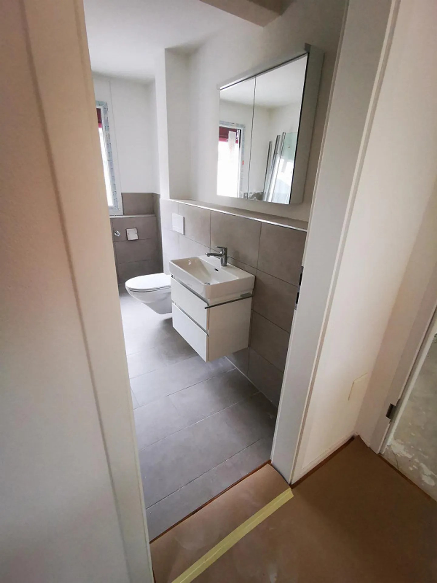Charming 3.5-room attic apartment with balcony - Photo 5 of 6