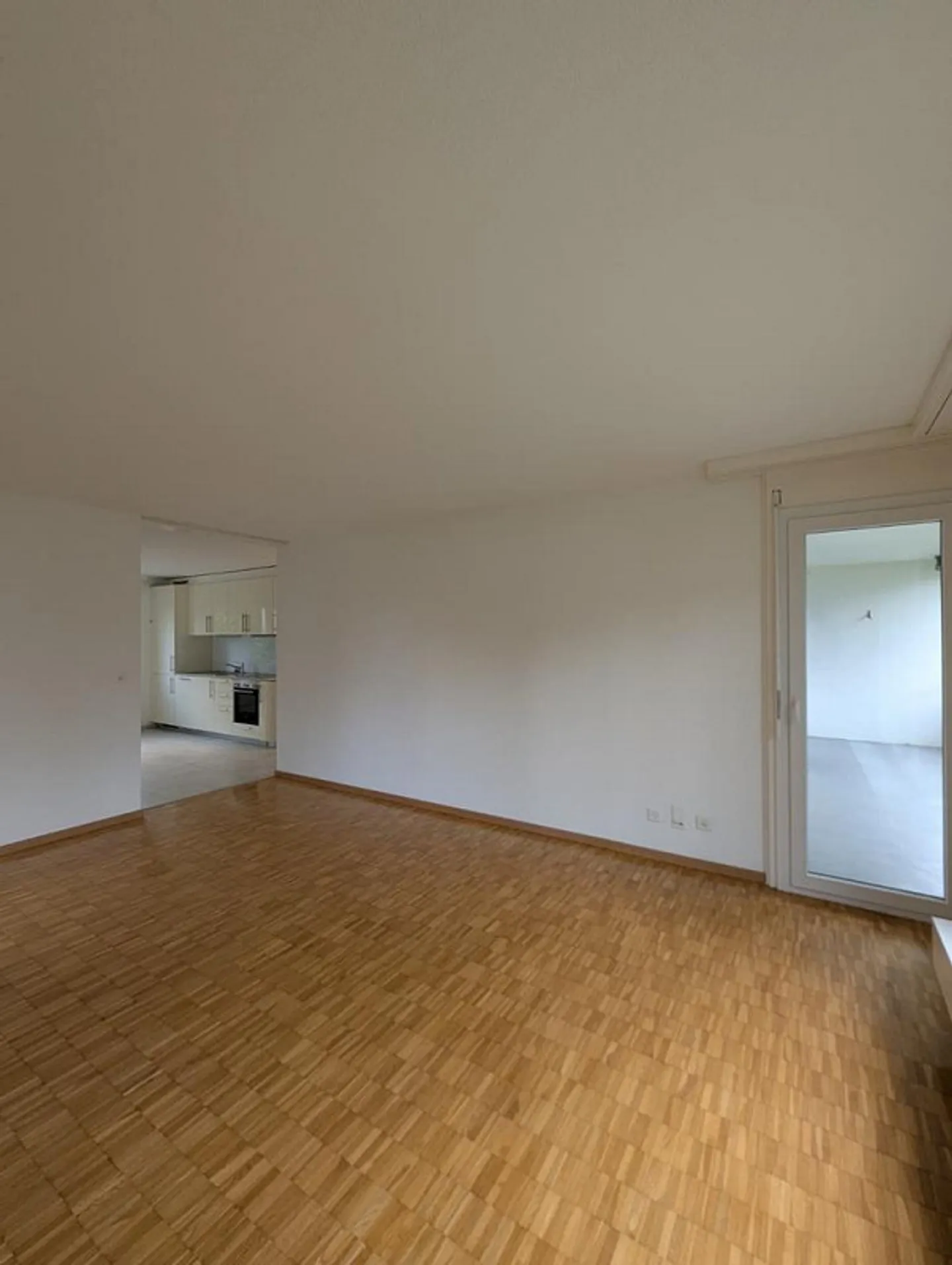 Bright 4.5-room apartment on the raised ground floor - Photo 9 of 12