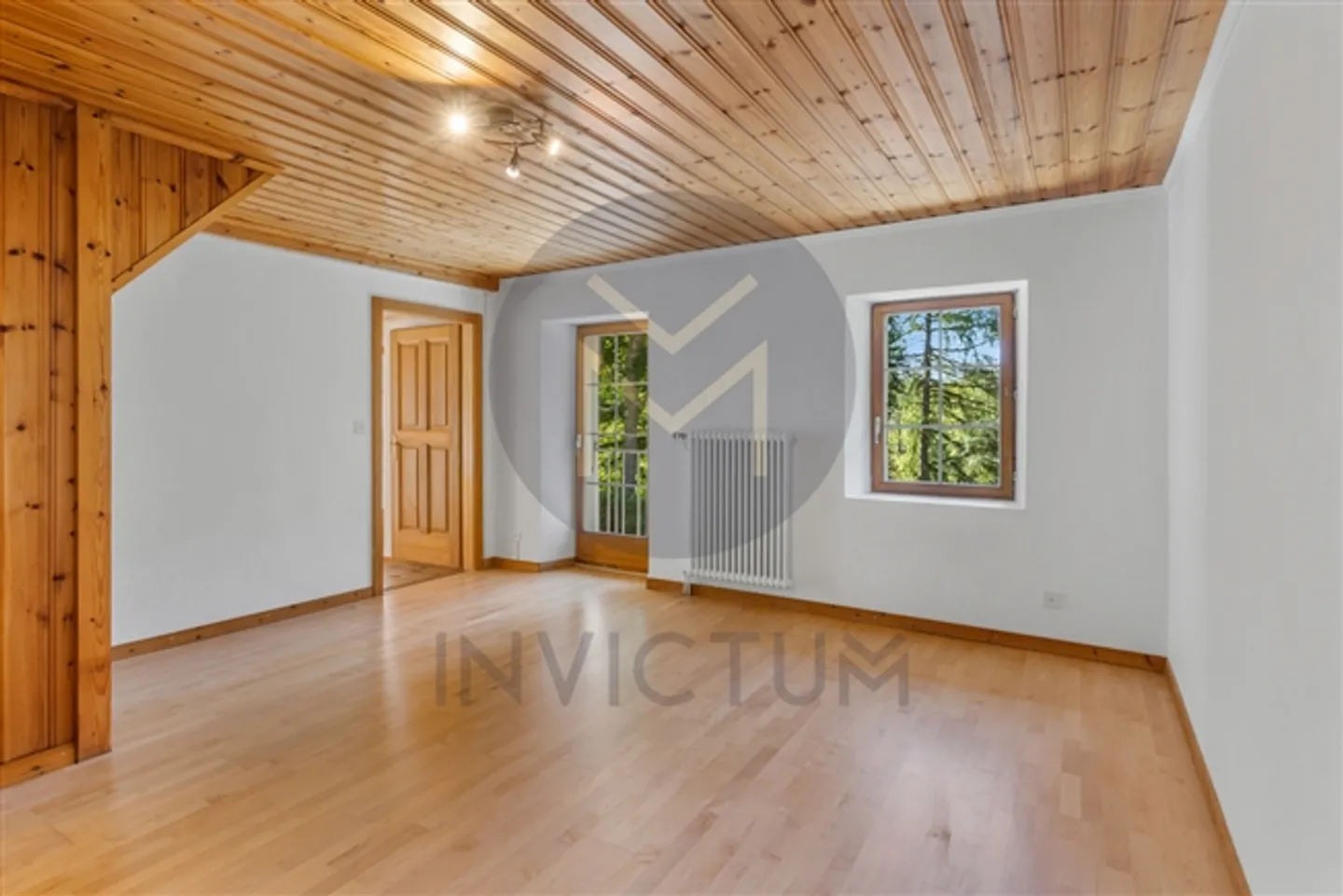 Maison individuelle spacieuse de 9,5 pièces avec deux appartements à Les Avants. - Photo 14 sur 20