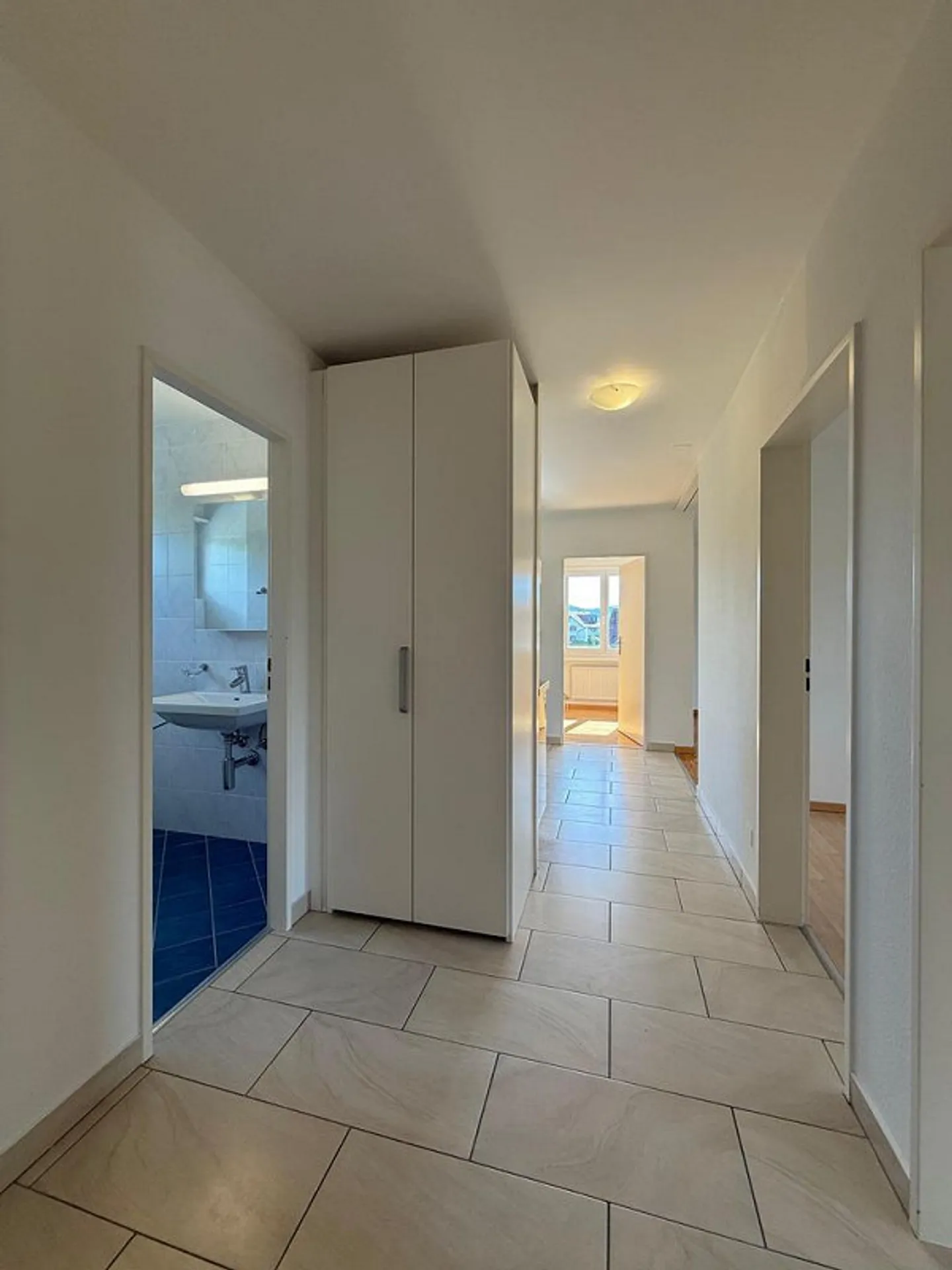 Bright 4.5-room apartment on the raised ground floor - Photo 10 of 12