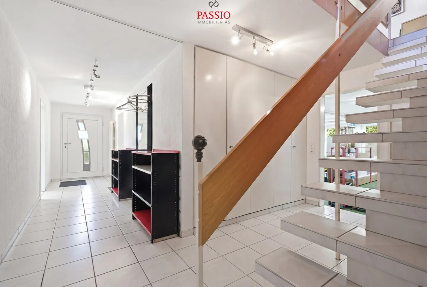 Charming Family Home with Garden - Photo 21 of 45