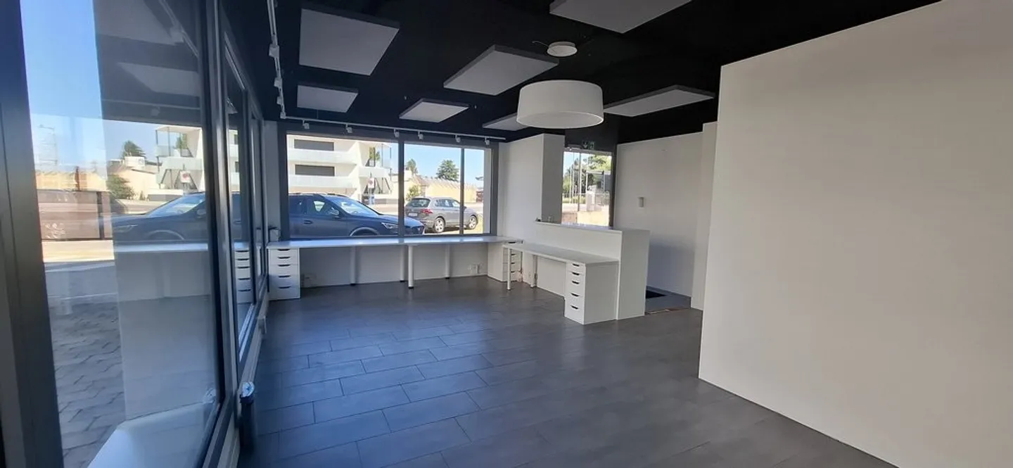 Spaziosa superficie commerciale al piano terra di 127m2 - Foto 7 di 8