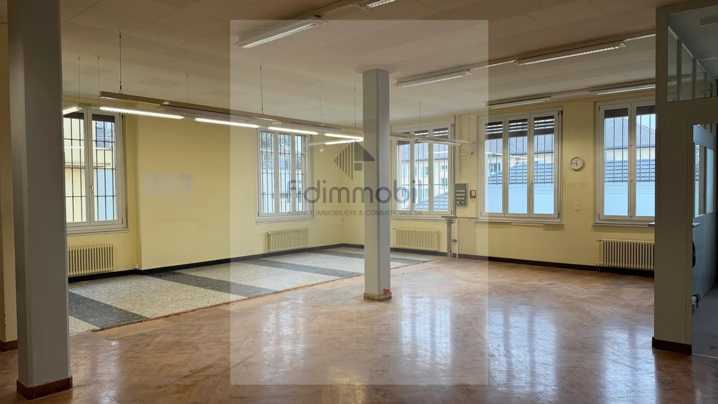 Espace Commercial Polyvalent - Photo 8 sur 12