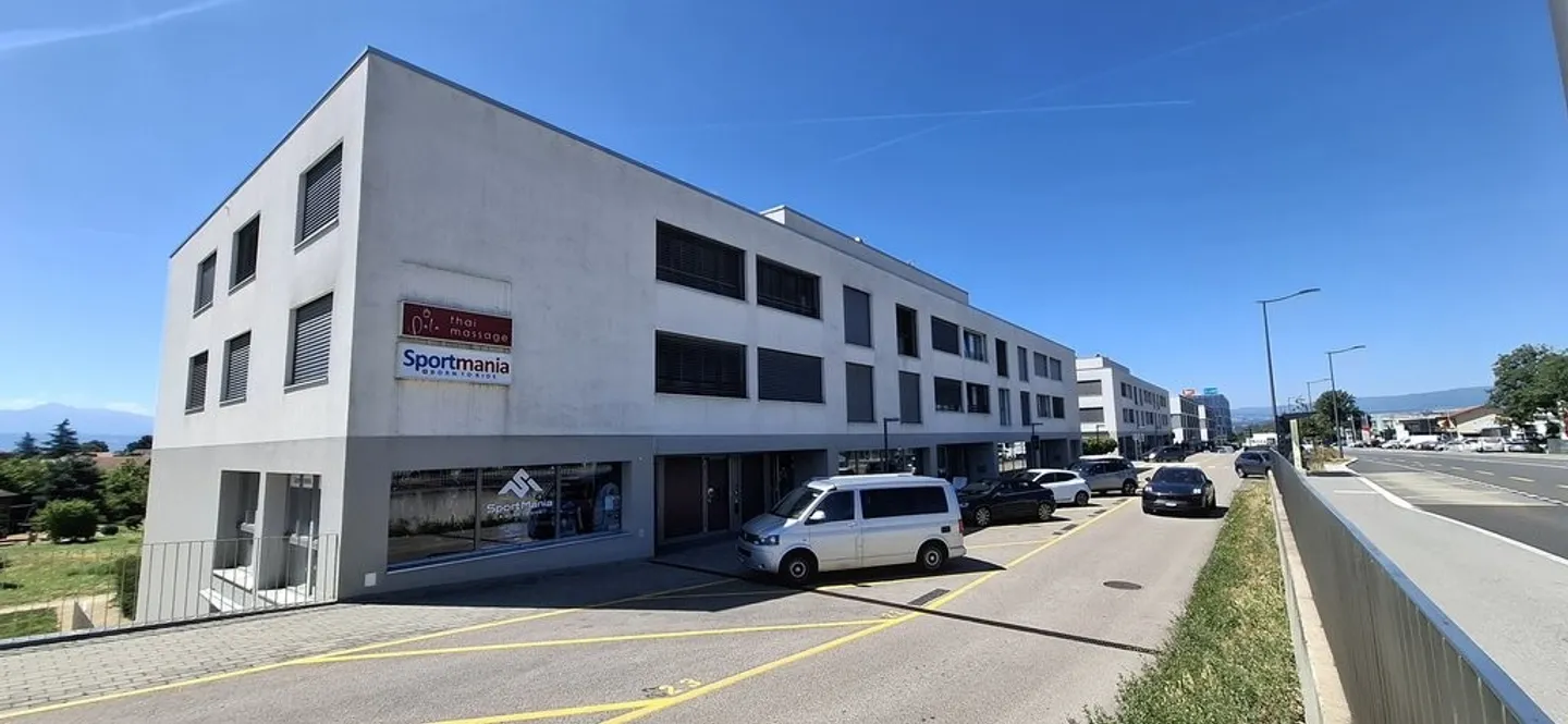 Spaziosa superficie commerciale al piano terra di 127m2 - Foto 4 di 8