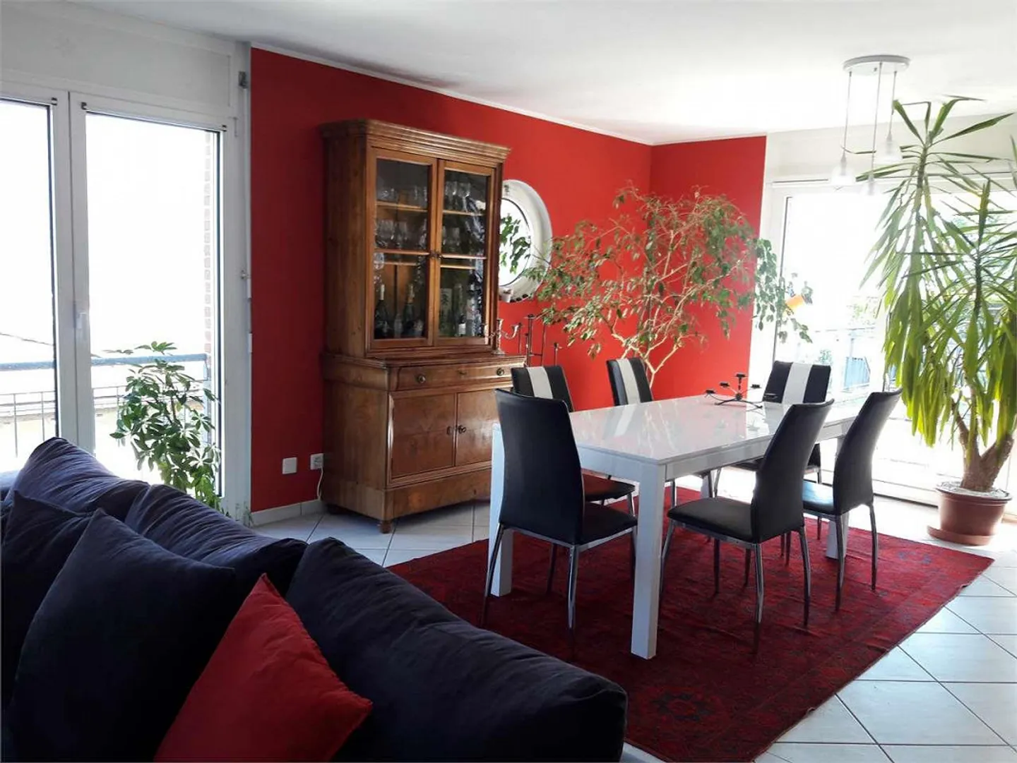 Comano - Geräumiges und Helles Einfamilienhaus (5 Schlafzimmer) mit Garten - Foto 3 von 13