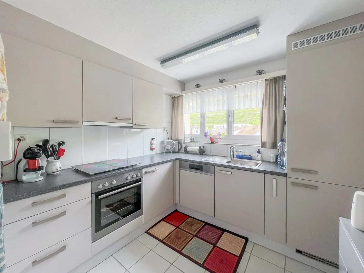 Bezaubernde 4-Zi. Wohnung mit Balkon - Foto 1 von 6