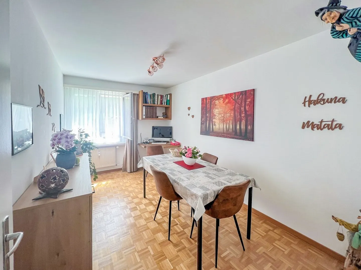 Bezaubernde 4-Zi. Wohnung mit Balkon - Foto 2 von 6