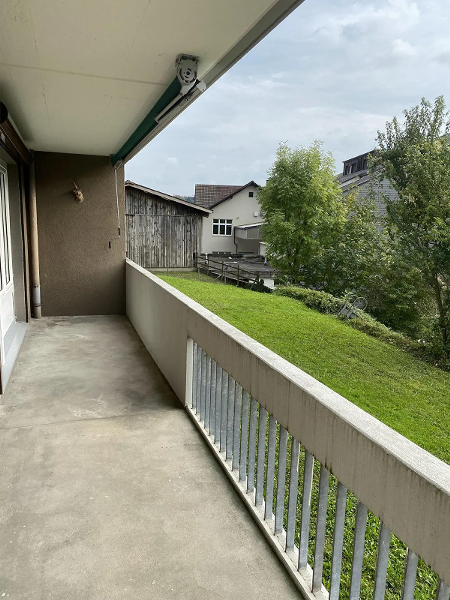Appartamento 4½ locali con balcone a Freienstein in affitto - Foto 1 di 6