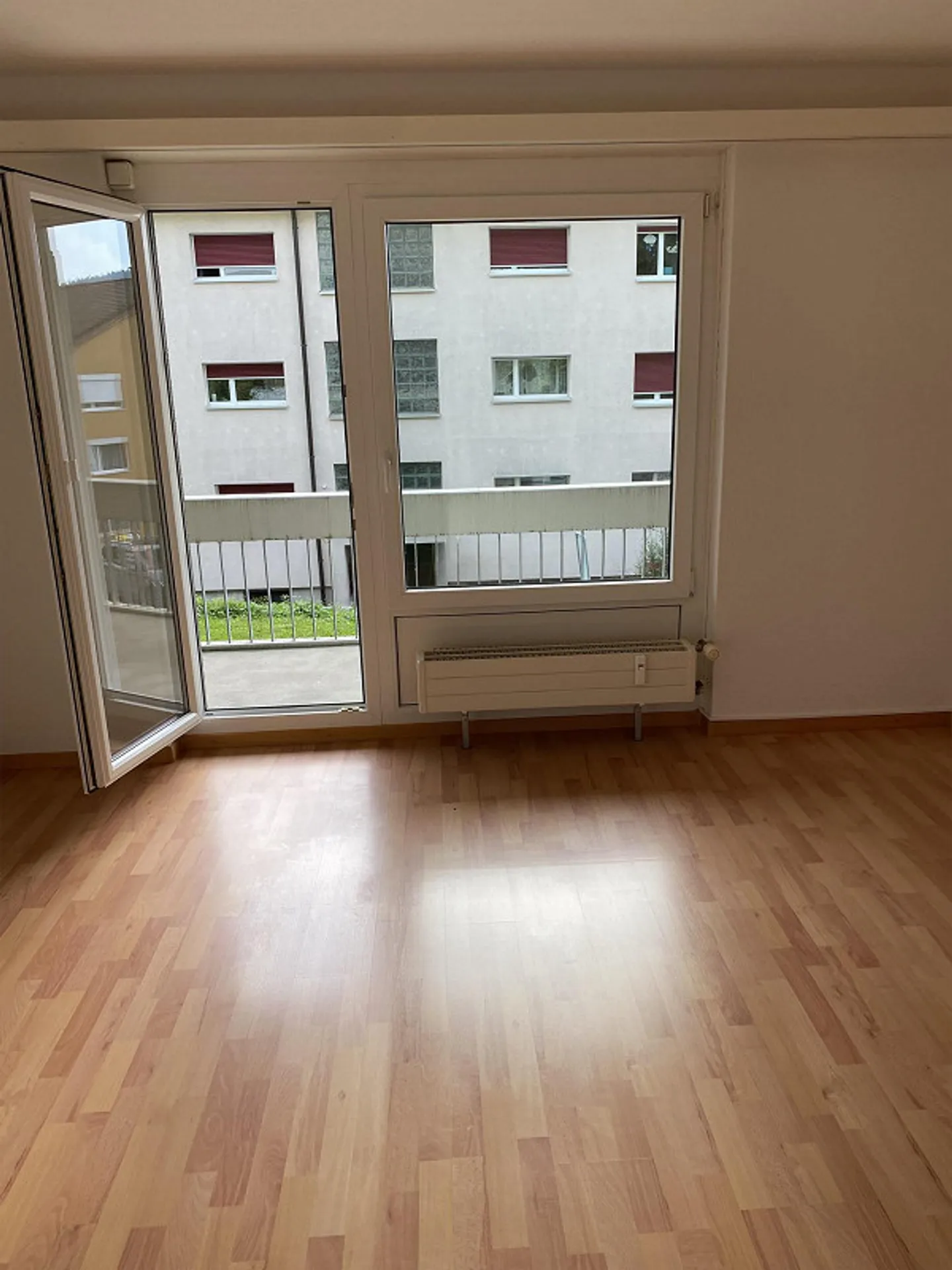 Appartamento 4½ locali con balcone a Freienstein in affitto - Foto 2 di 6