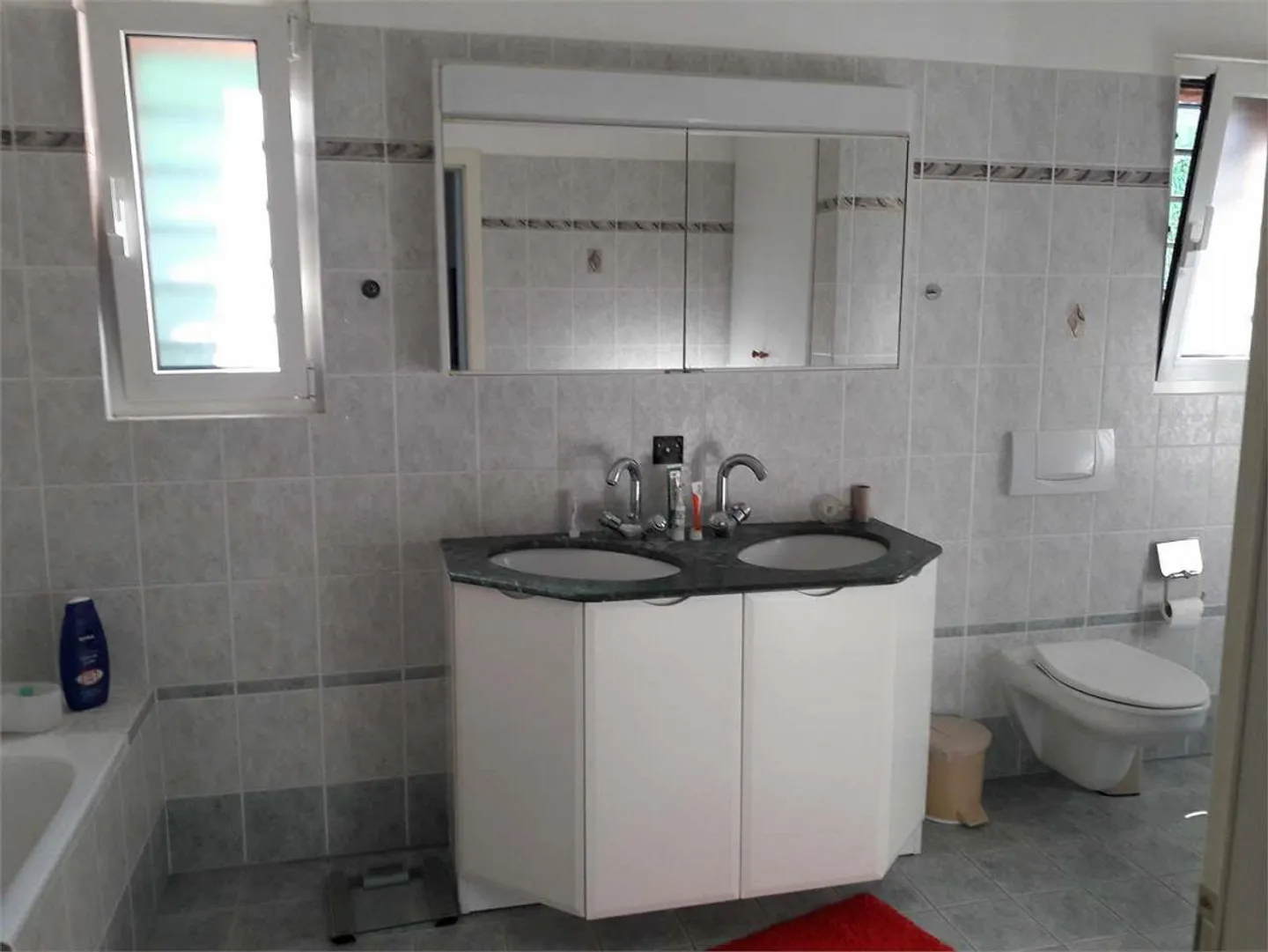Comano - Geräumiges und Helles Einfamilienhaus (5 Schlafzimmer) mit Garten - Foto 9 von 13