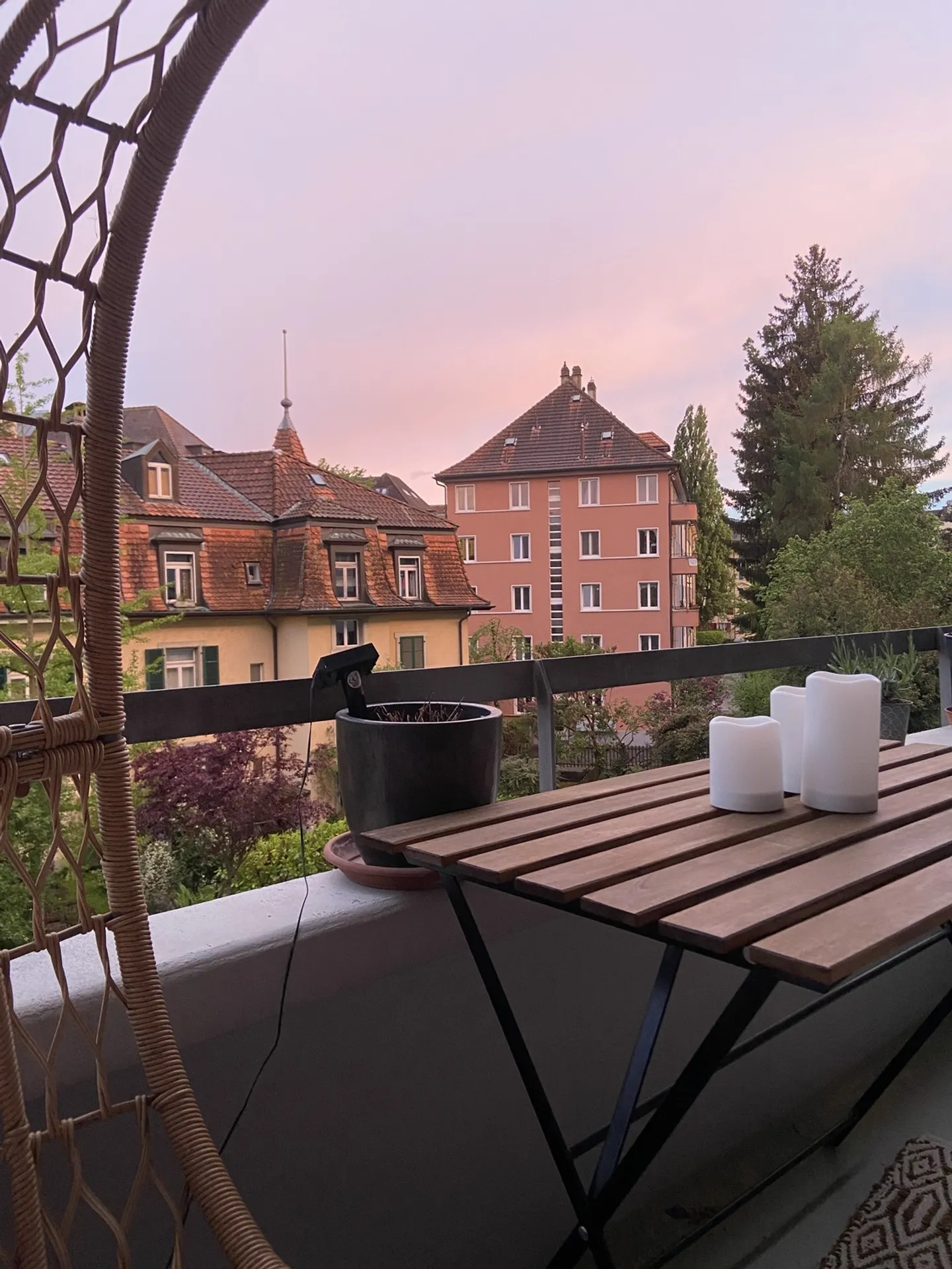 Appartamento arredato con balcone - Foto 6 di 7