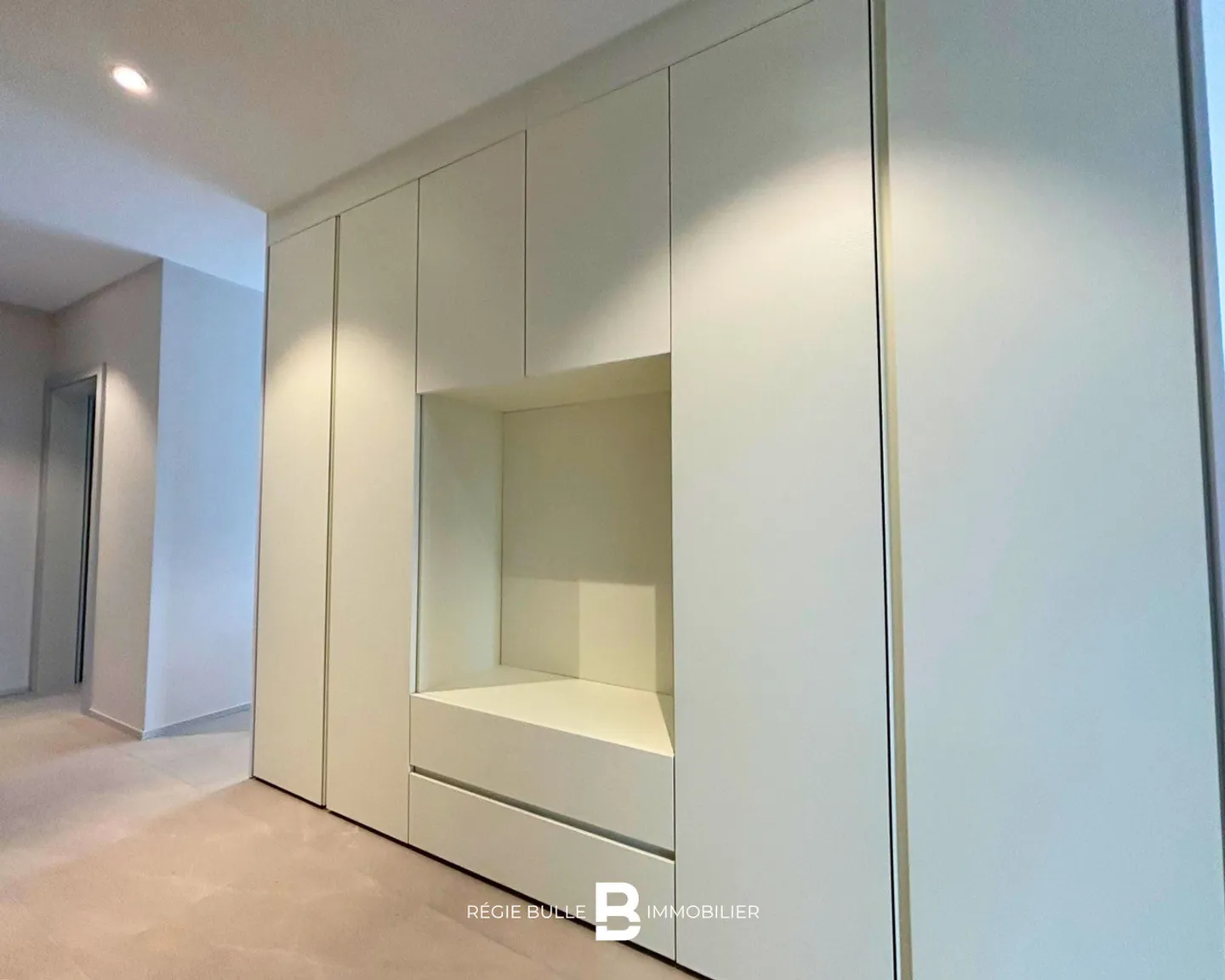 Broc - Magnifico attico di 4.5 stanze nuovo in affitto - Foto 8 di 12
