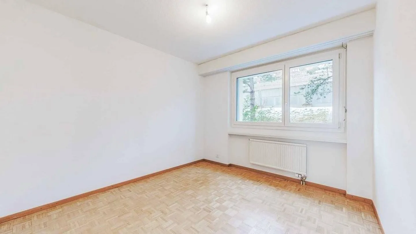 Appartement au bord du lac - Photo 4 sur 12