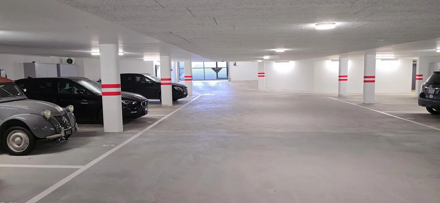 3.5 Room Penthouse Apartment for Rent - Photo 6 of 6