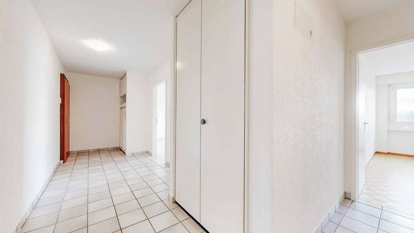 Appartement au bord du lac - Photo 9 sur 12