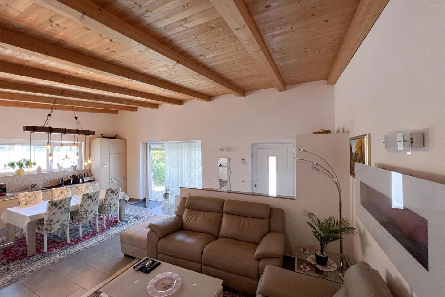 BRIGHT DUPLEX 4.5 ROOMS WITH LARGE OUTDOOR AREA IN MAGLIASO - Photo 2 of 11