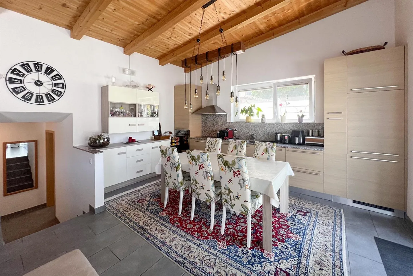 BRIGHT DUPLEX 4.5 ROOMS WITH LARGE OUTDOOR AREA IN MAGLIASO - Photo 5 of 11