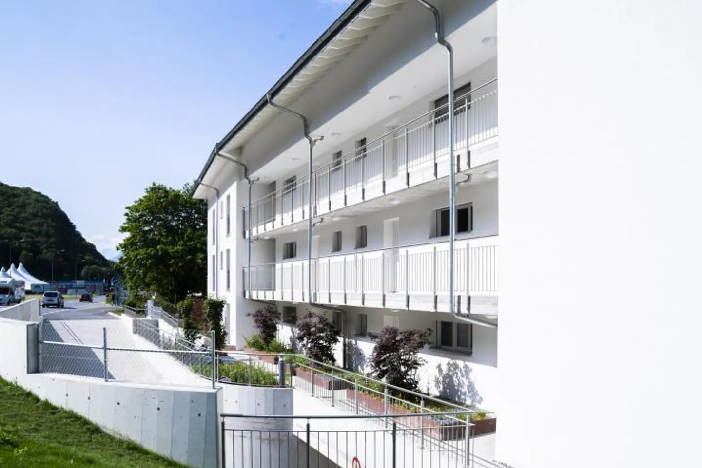 ZU ERGREIFEN IN ROCHE! Verfügbar ab 01.04.2026! - Foto 1 von 8