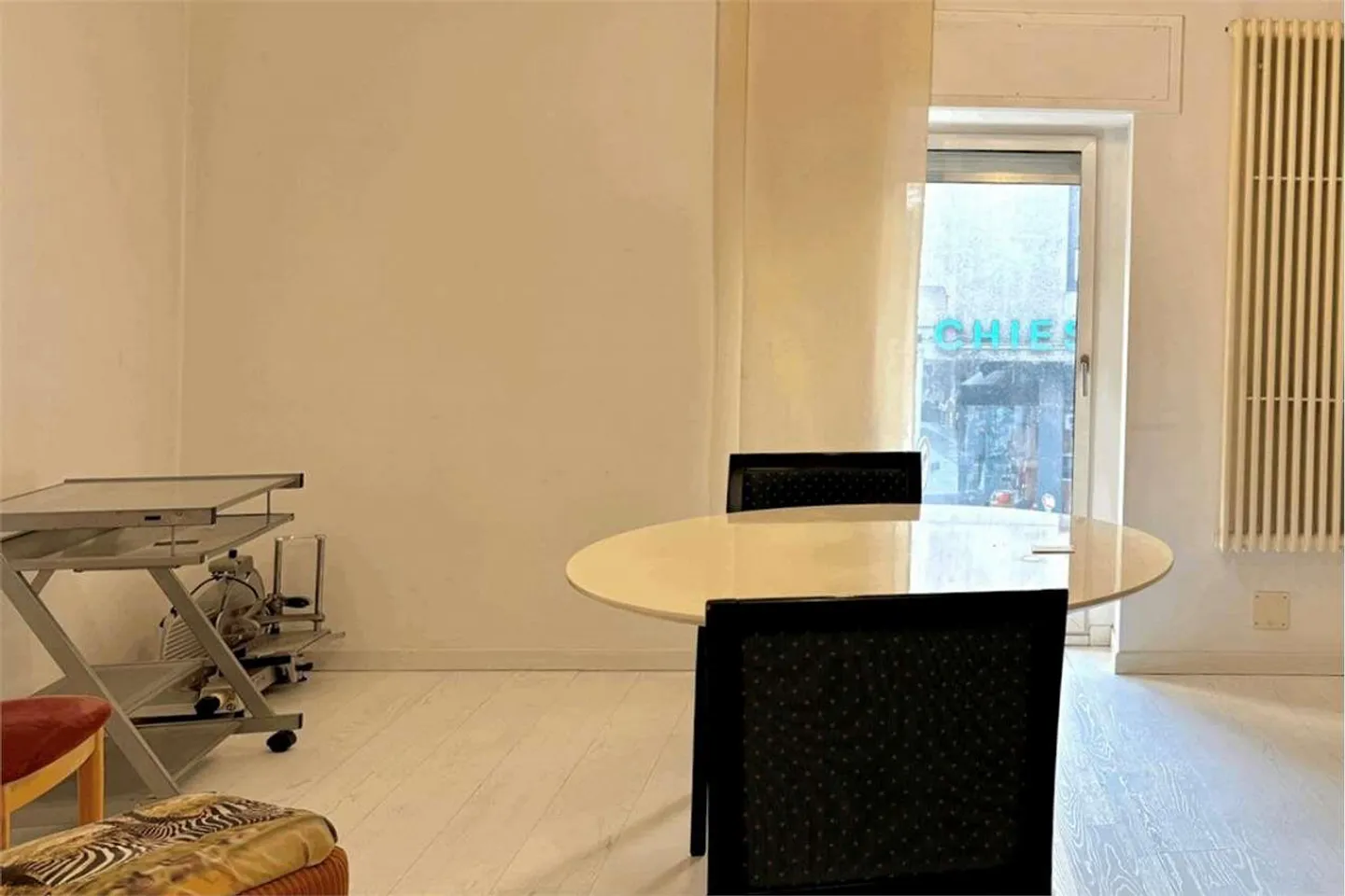 Cozy 2.5-room apartment in the city center - Photo 10 of 13