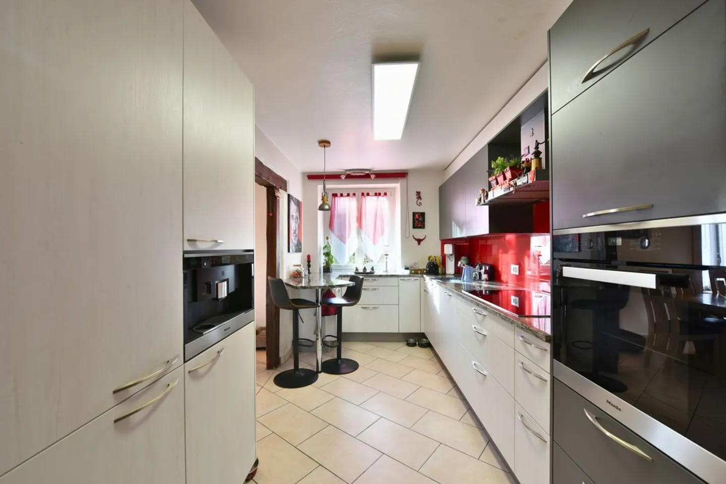 Helle Einfamilienhaus - Foto 5 von 13