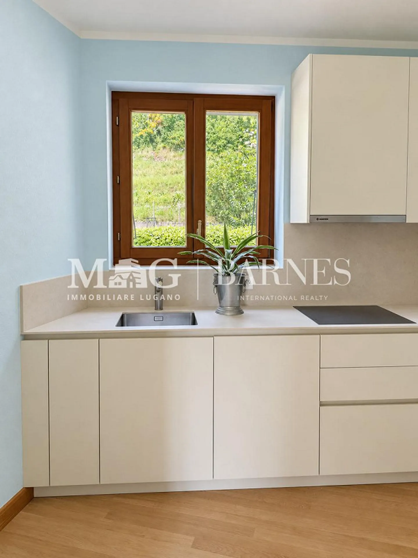 Lugano, Castagnola : Appartement 3,5 pièces avec vue sur le lac et balcons - Photo 5 sur 13