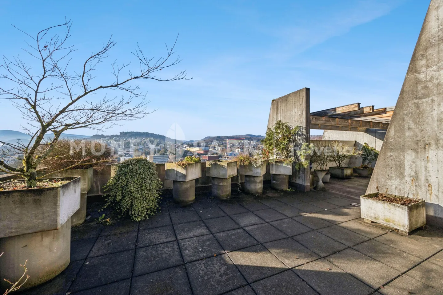 Casa con terrazza a Liestal - Panorama fino all'orizzonte - Foto 11 di 13
