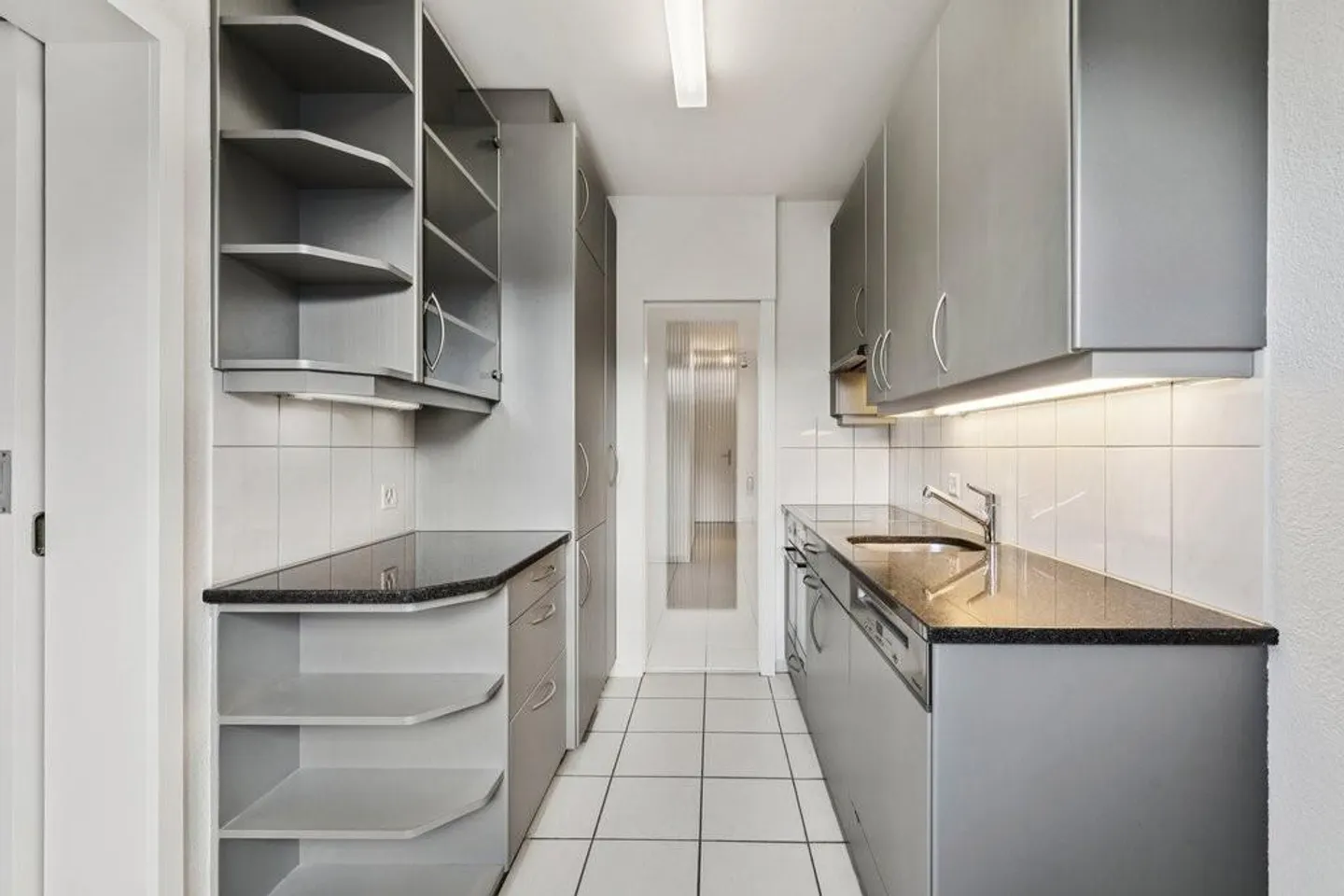 Beautiful 4.5-room apartment in Pratteln - Photo 2 of 11