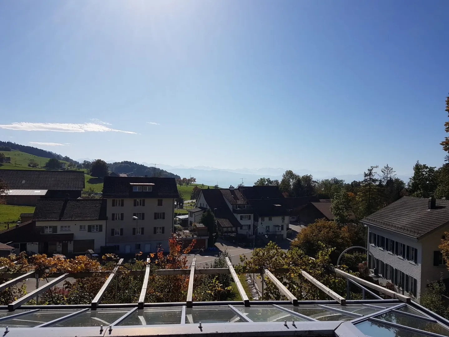 Sonniges Studio mit Gemeinschaftsküche - Foto 6 von 7