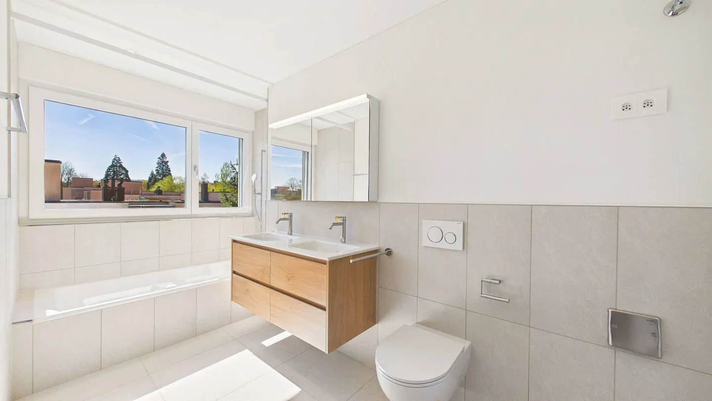 Gartenwohnung mit grosszügigem Aussenbereich - modernes Wohnen in neuwertiger Qualität - Photo 7 sur 9