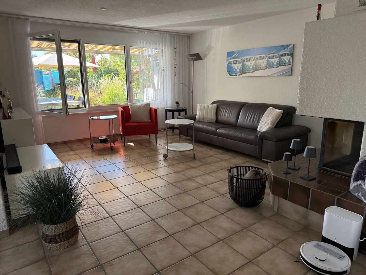 Renovated Single-Family Home with a Conservatory - Photo 15 of 28