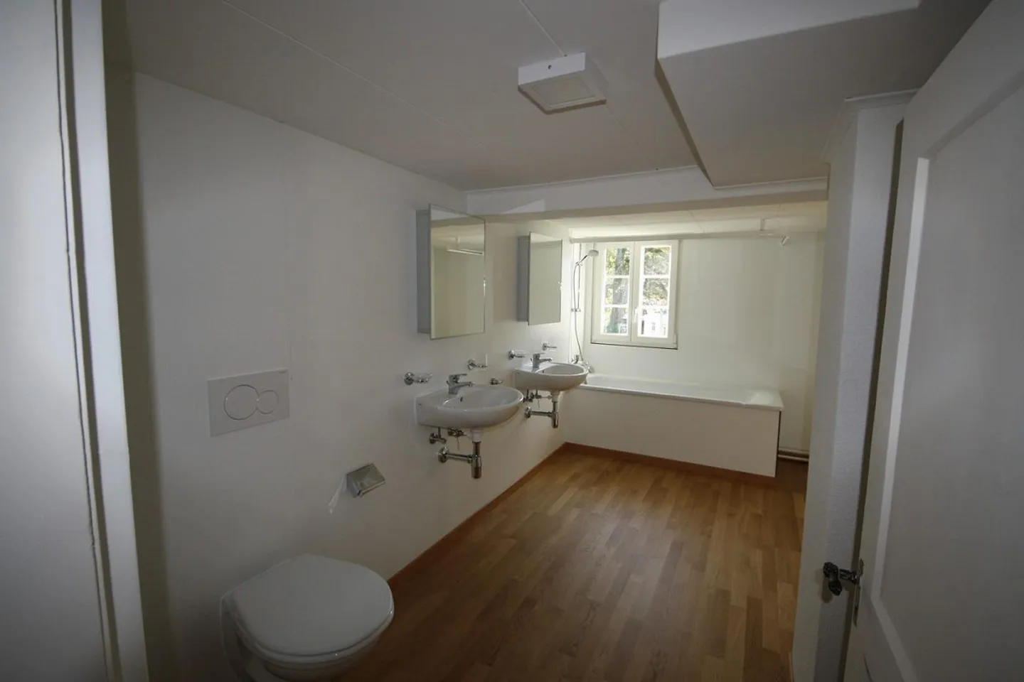 Appartamento 2.5 camere affascinante - Foto 6 di 8