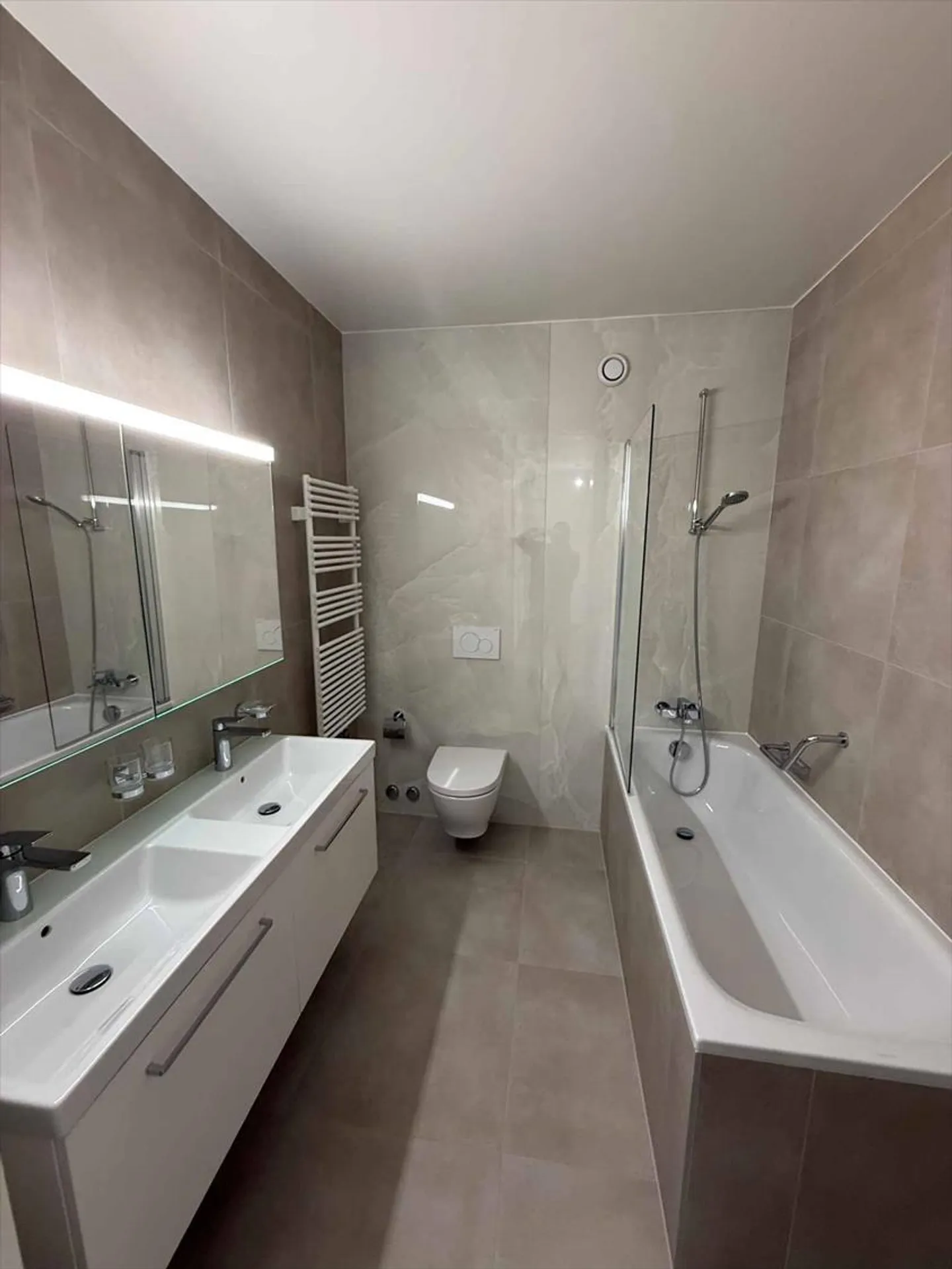 Wohnung mieten - Foto 5 von 7