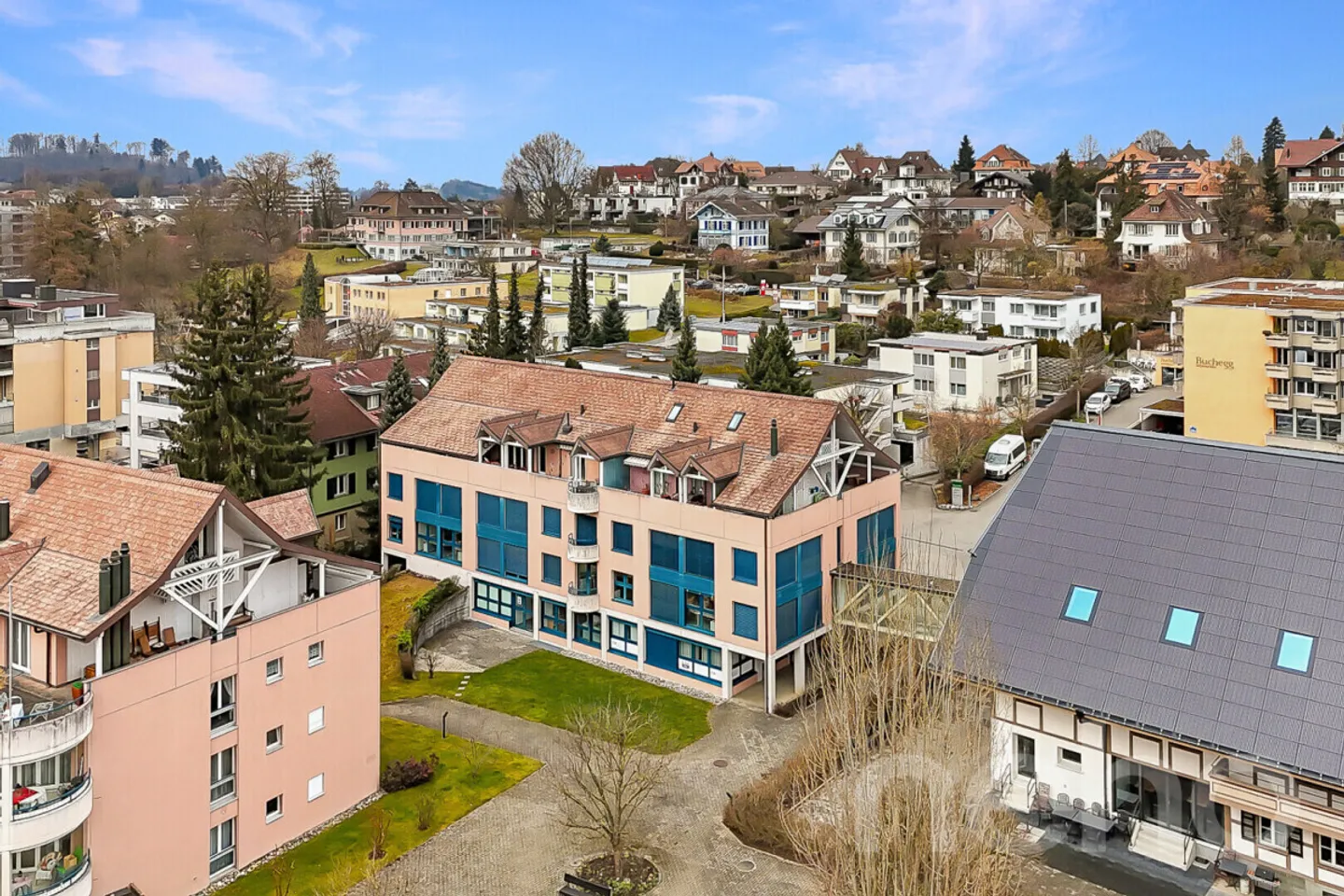 Attico esclusivo con grande terrazza e potenziale di sviluppo - Foto 12 di 13