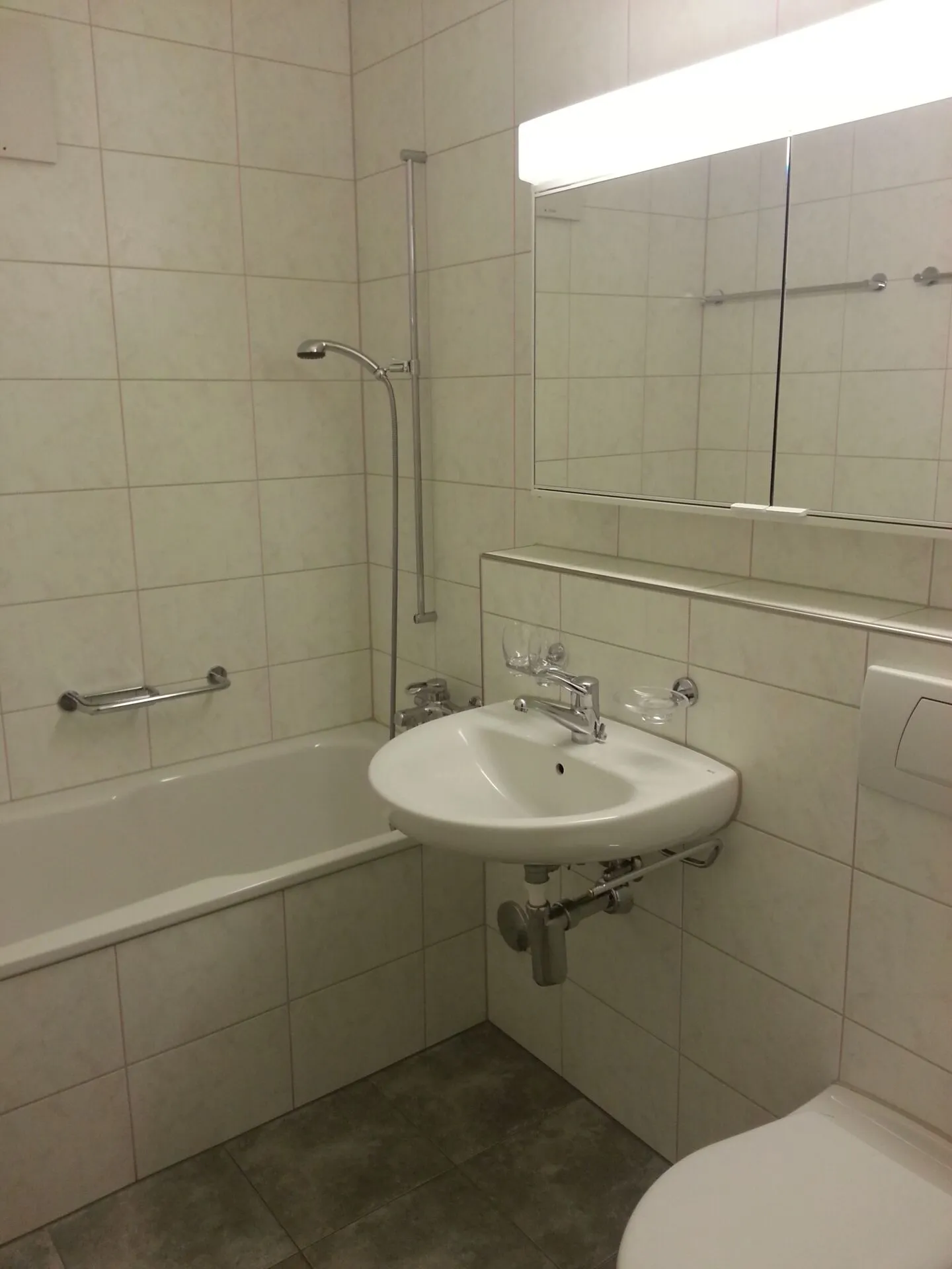 Incantevole appartamento 3 1/2 con comfort moderno - Foto 6 di 6