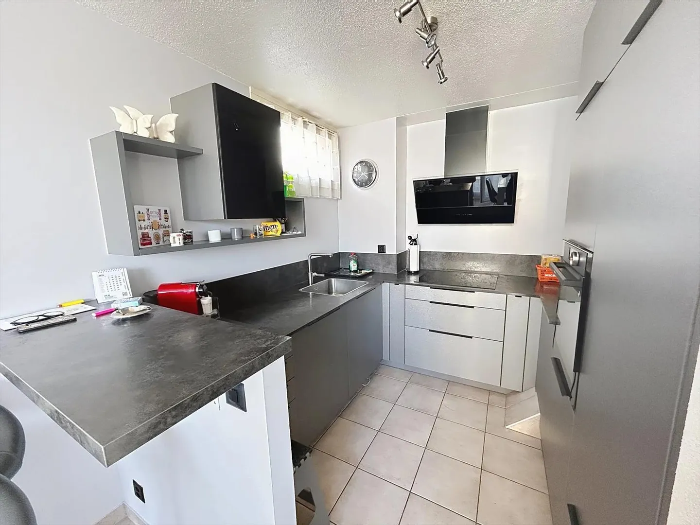 Agréable et lumineux triplex de 4 pièces - Eligible CASATAX - Photo 5 sur 6