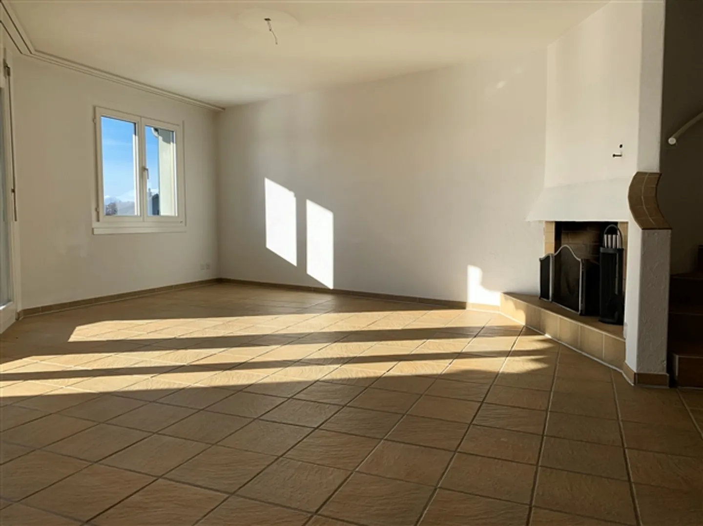 Appartement en duplex spacieux à louer à Dürnten - Photo 5 sur 10