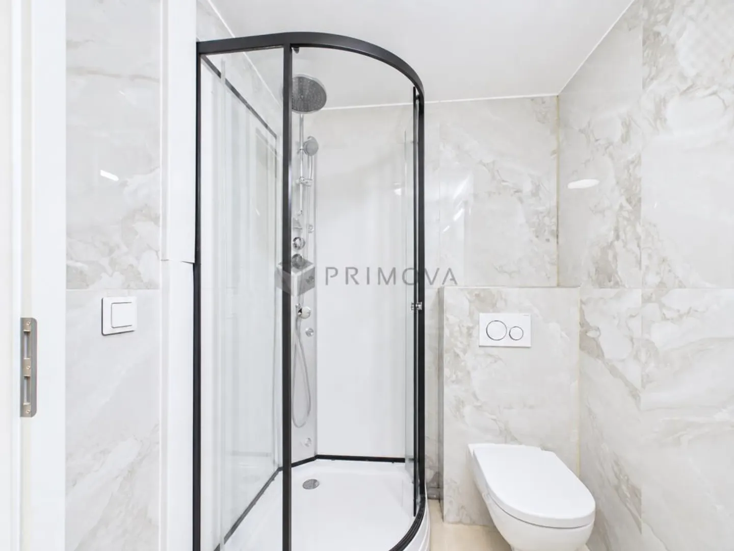 Freshly renovated row house with great attention to detail - Photo 8 of 11
