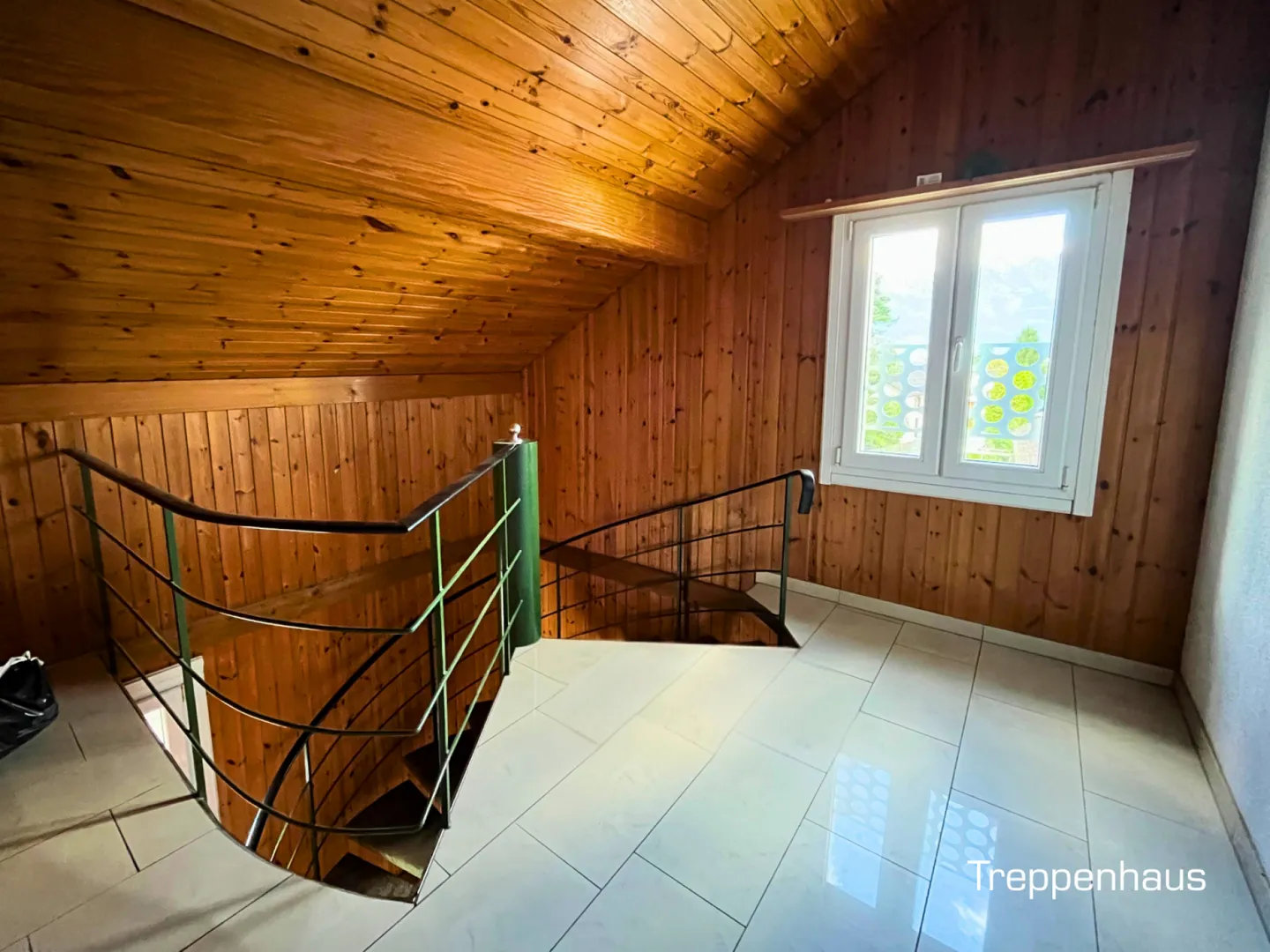 Insieme residenziale attraente con diverse opzioni di utilizzo - Foto 11 di 11