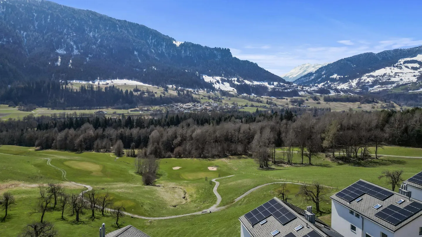 CASA DIL CLAVAU VEGL - 5.5 Room Detached House in Schluein GR - Photo 3 of 5