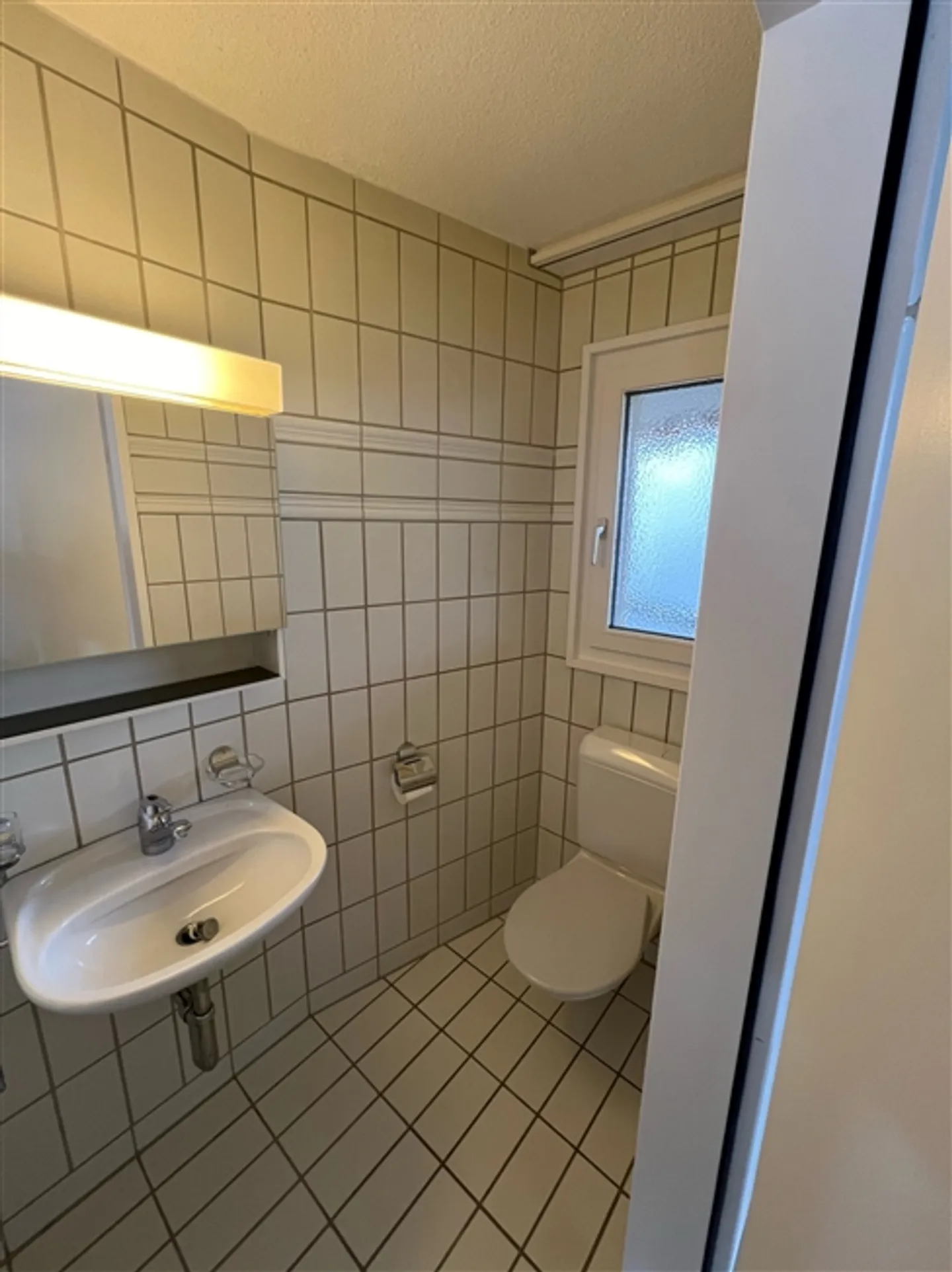 Appartement en duplex spacieux à louer à Dürnten - Photo 7 sur 10