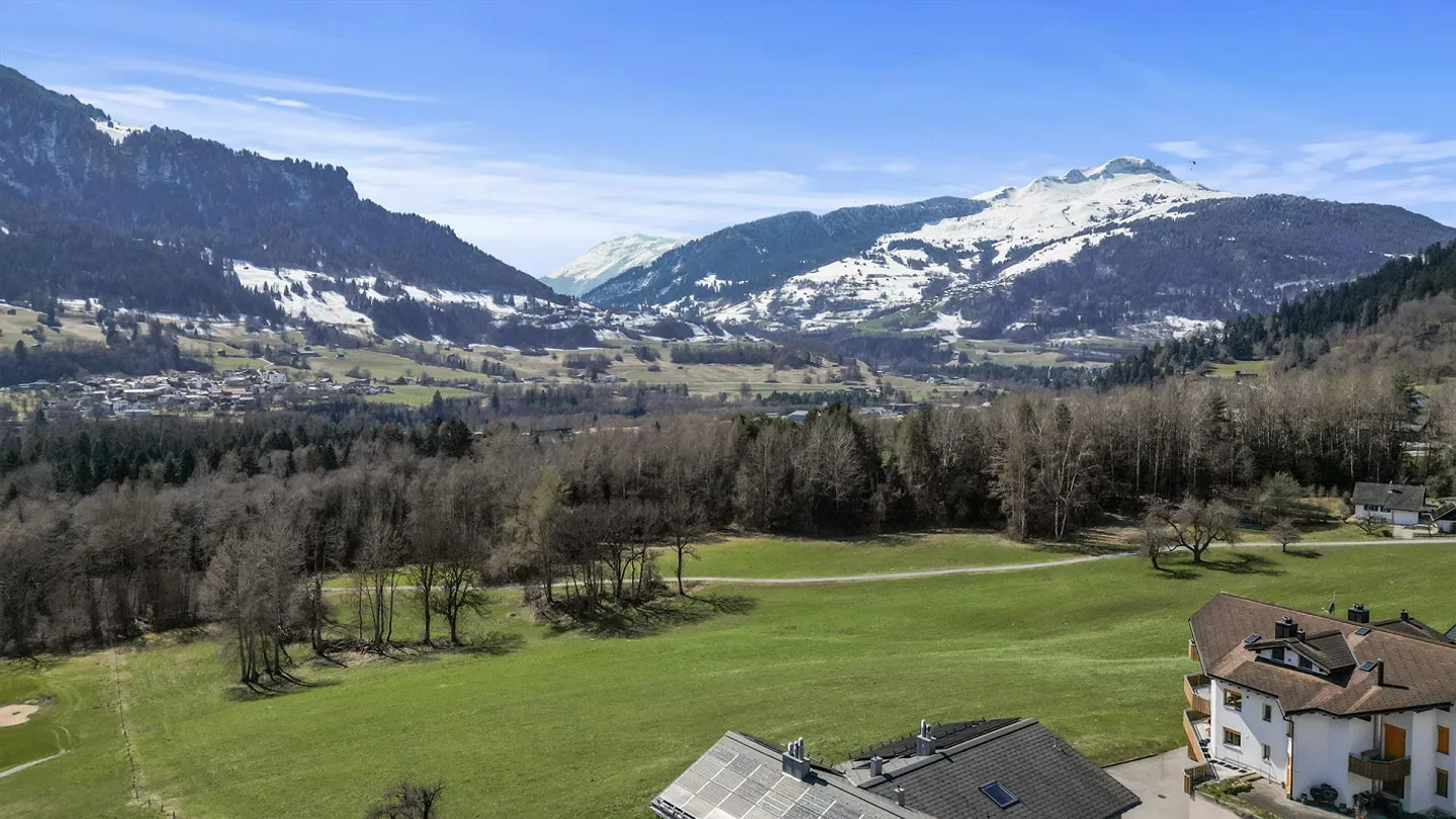 CASA DIL CLAVAU VEGL - 5.5 Room Detached House in Schluein GR - Photo 4 of 5