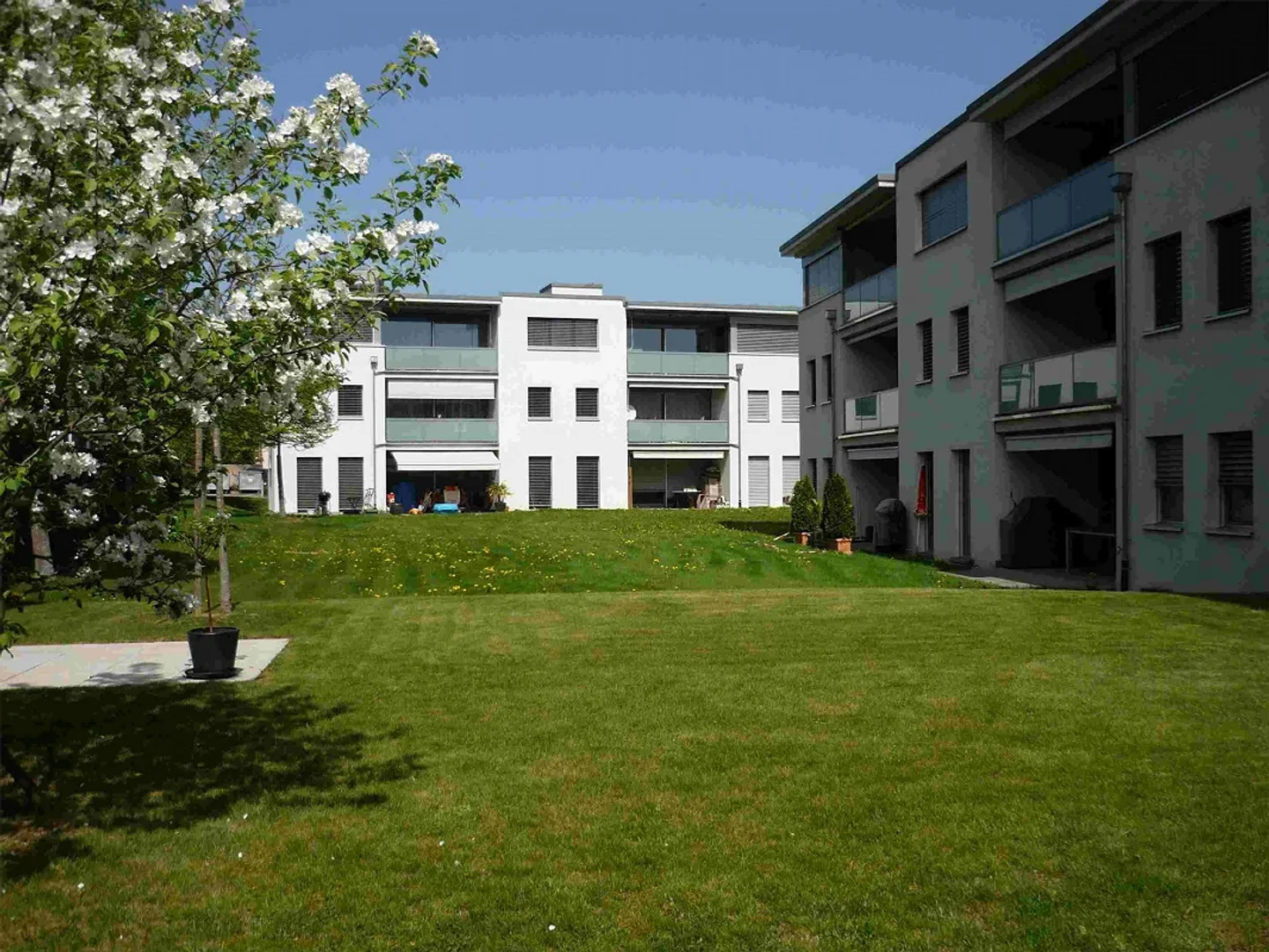 Bella, moderna appartamento di 3,5 locali, Neumattstr. 44, Bottmingen - Foto 1 di 9