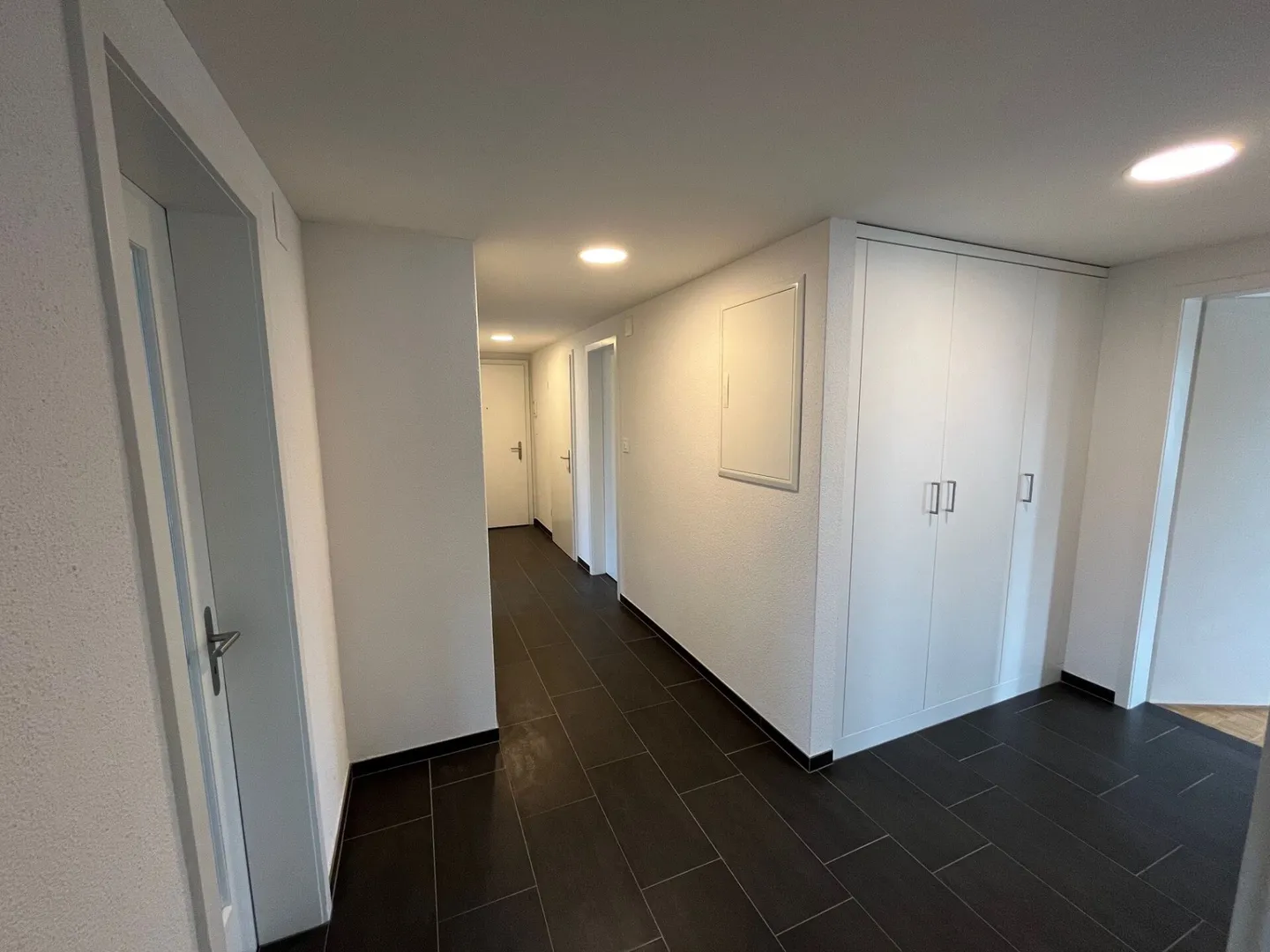 Appartamento Familiare Moderno in Posizione Centrale - Foto 1 di 13