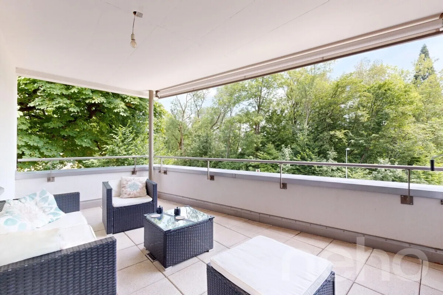 Moderne 3.5-Zimmer-Wohnung in Zürich - Foto 2 von 9