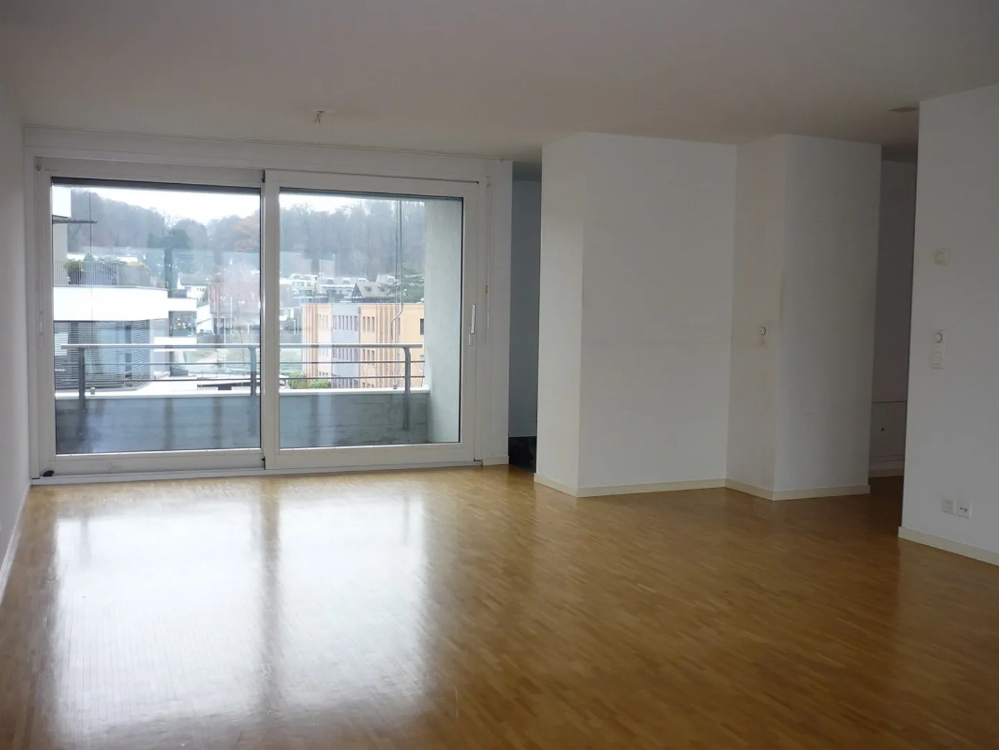 Bella, moderna appartamento di 3,5 locali, Neumattstr. 44, Bottmingen - Foto 4 di 9